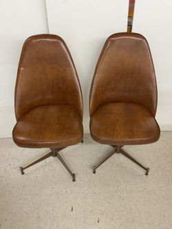 Pair of Douglas Furniture Kitchen/Dining Room Swivel Chairs 1970s- Brown Vinyl 