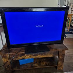 32" dynex TV NOT A SMART TV
