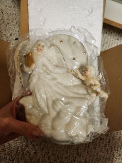 1998 Avon Glimmering Light Porcelain Angel & Cherub LightUP Christmas New In Box