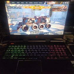 15.6 HP OMEN GTX 1650 I7 9750H 1TB SSD 32GB OCTANE DRIVE