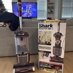 Shark Rotator Pet Lift-Away Stick Vacuum