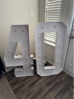 Number 40 Decor Lights