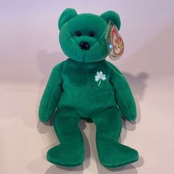 Erin the Shamrock Bear 1997 Mint Condition Ty Beanie Baby with all tags attached 