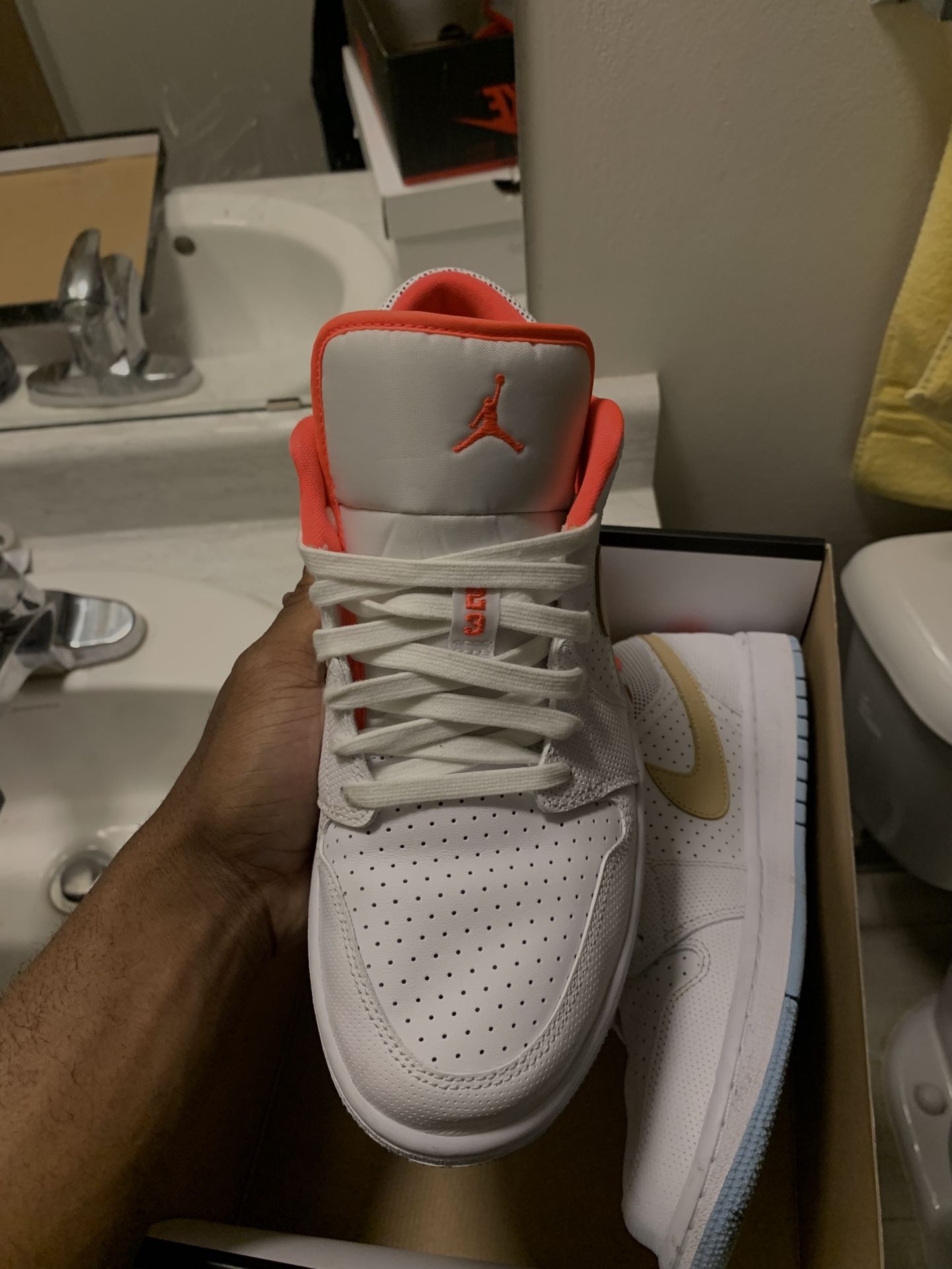 Jordan 1 Lows