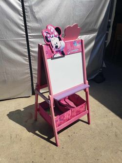 Kids Minnie Mouse Easel - Double Sided