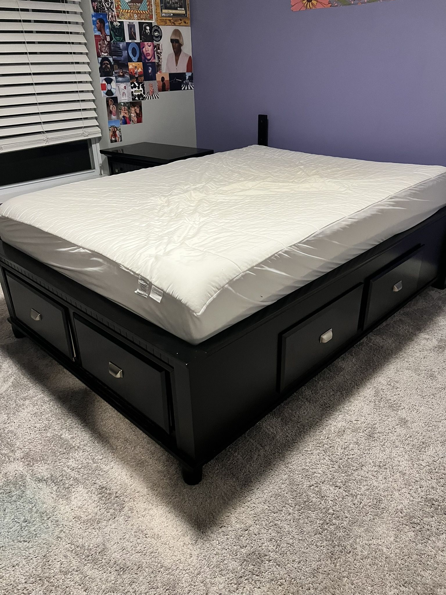 Full Bed With 6 Drawers And Headboard