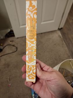 Yellow yara rollerball
