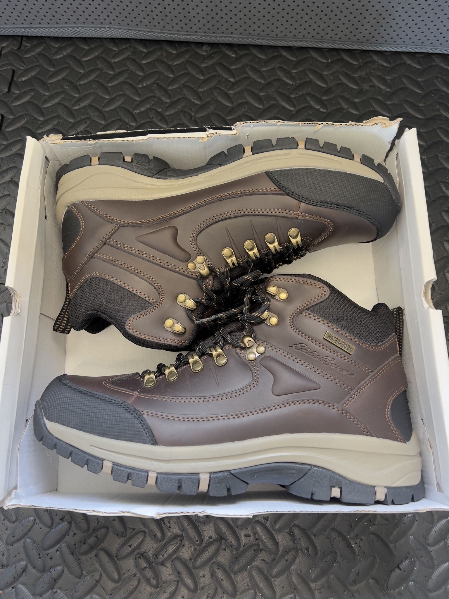 Eddie Bauer Waterproof Boots Size 10 Mens