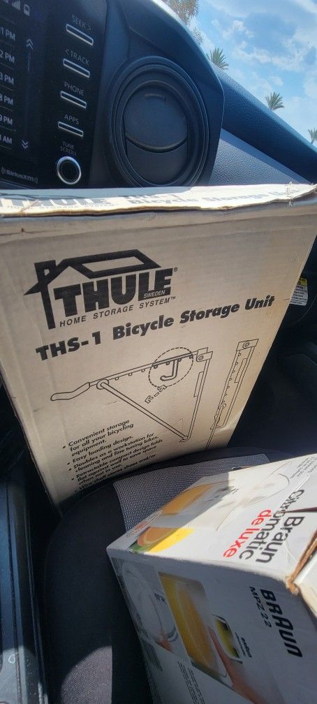 Thule Bicycle Storage Unit Rack New In Box