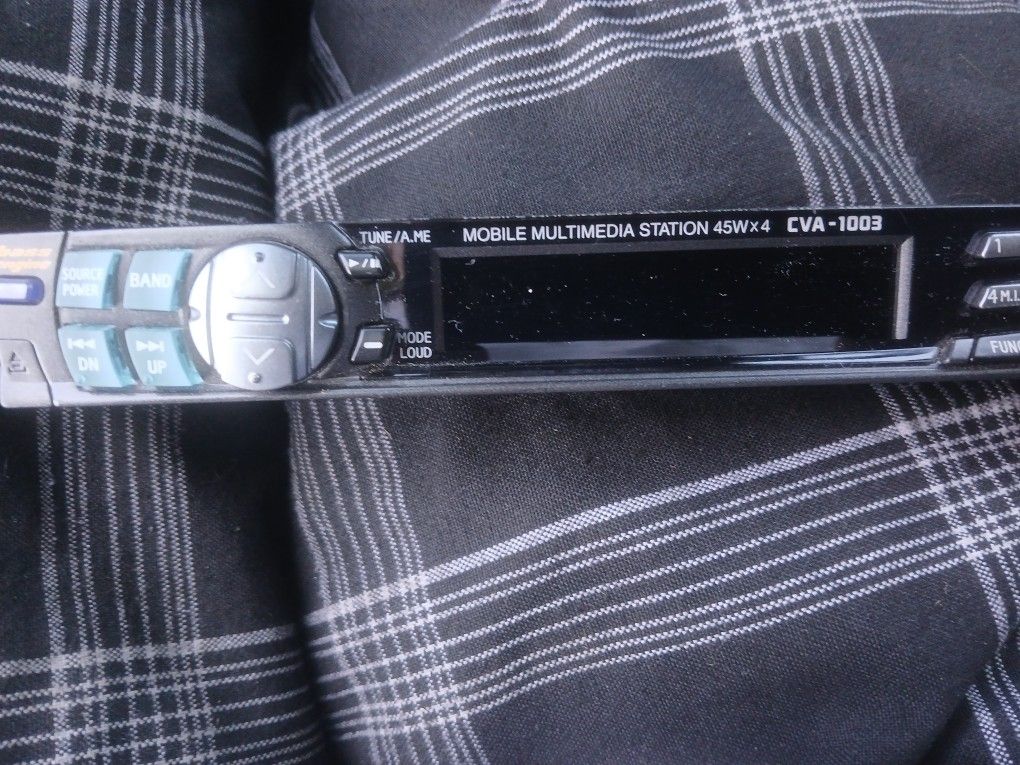 ALPINE CVA-1003 & REMOTE