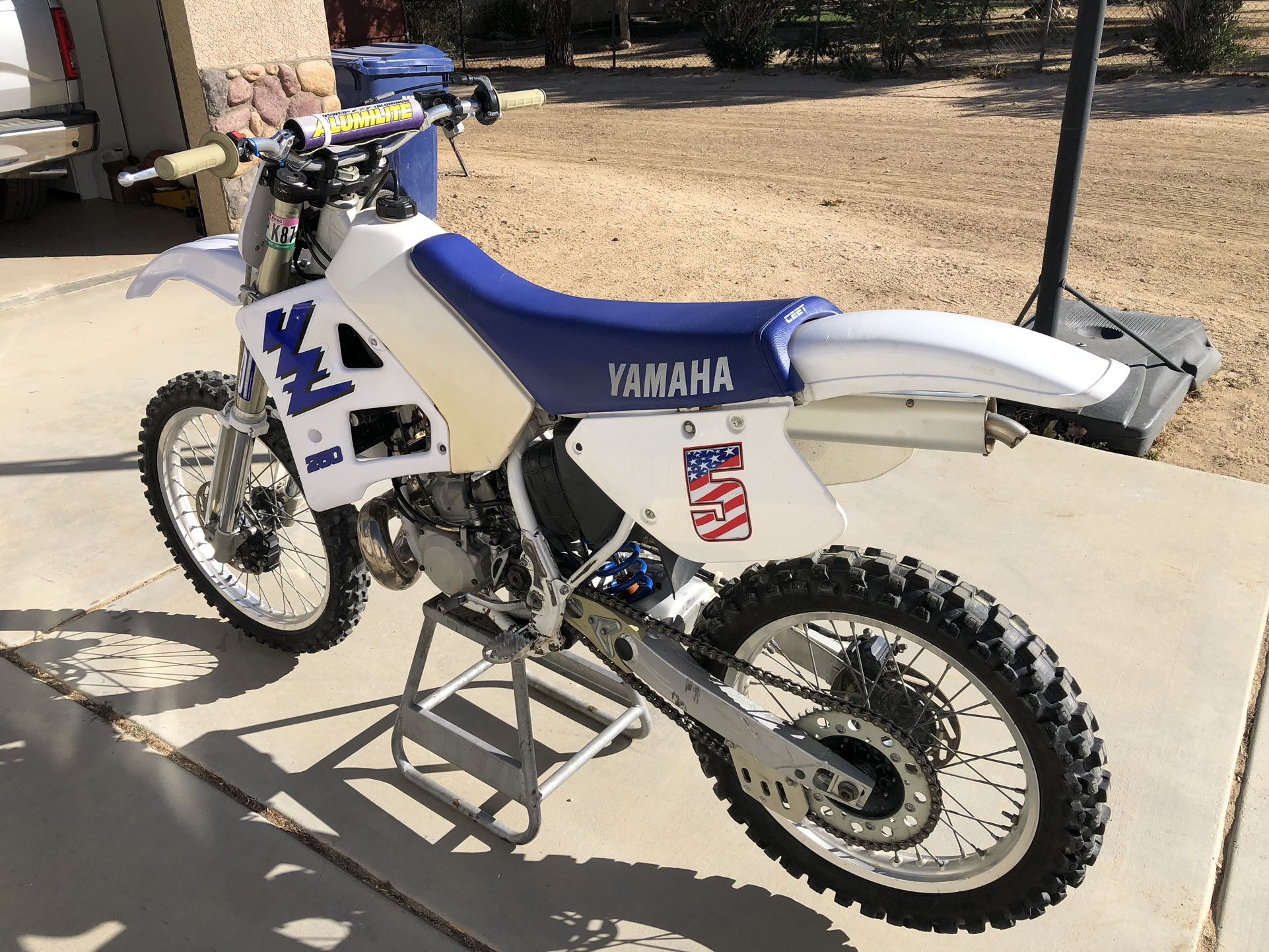 1989 YAMAHA YZ 250 2 stroke for Sale in Pearblossom, CA OfferUp