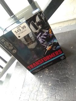 Transformers Studio Series Skywarp Figure