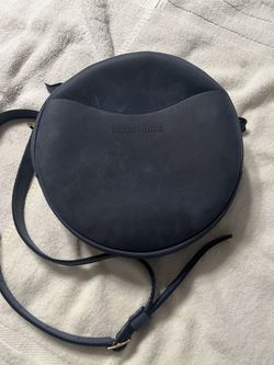 Portland Leather Circle Bag