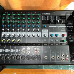 Yamaha Mixer EMX5 Powered Mixer