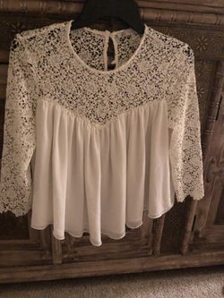 Zara lace top size XS