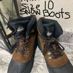 MEN SNOW BOOTS GOOD CONDITION SIZE 10. 25$ PICK UP DOWNTOWN LA - LITTLE TOKYO AREA
