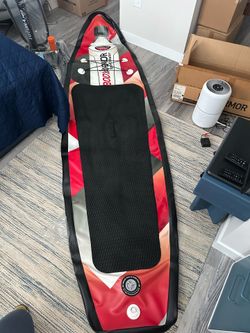 Stand Up Paddle Board- Inflatable  10ft 6in
