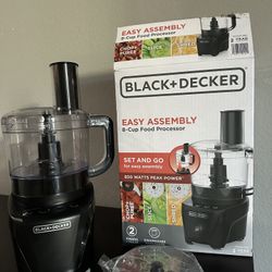 Black+Decker 8-Cup Food Processor (Like New – Only Used Twice)