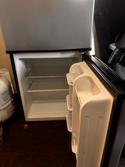 Mini Fridge with Top Freezer