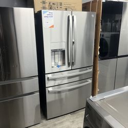 GE - Profile 4-Door French Door Refrigerator 