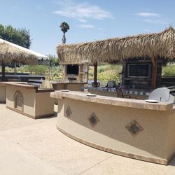 BBQ ISLAND / OUTDOOR KITCHEN 