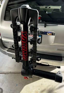 Yakima Swing Daddy bike rack 4 bikes (like new)