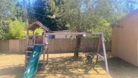 Swing set