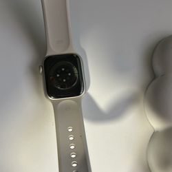 Apple Watch Series 8 