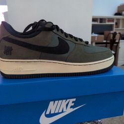 Nike X Undefeated Af1 Size 9m
