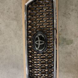 2019 Toyota Tacoma TRD Off Road Grille