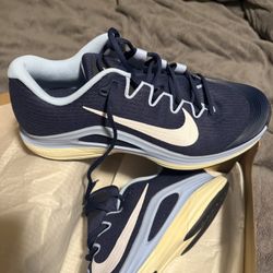Tennis Court Shoes Sz 11