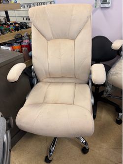 New office chair fully assembled