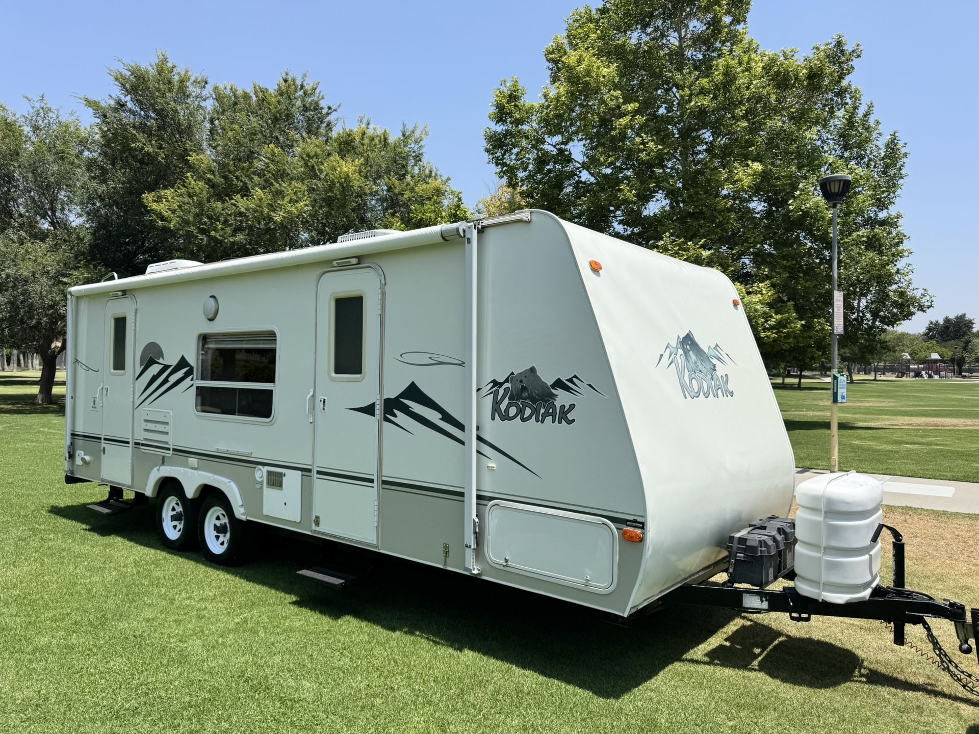 2005 Kodiak Travel Trailer
