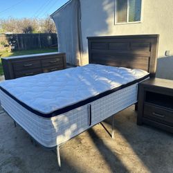 Full Size Bedroom Set 