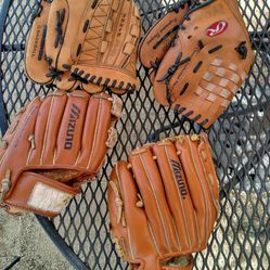 Kids Baseball Gloves All Four $20