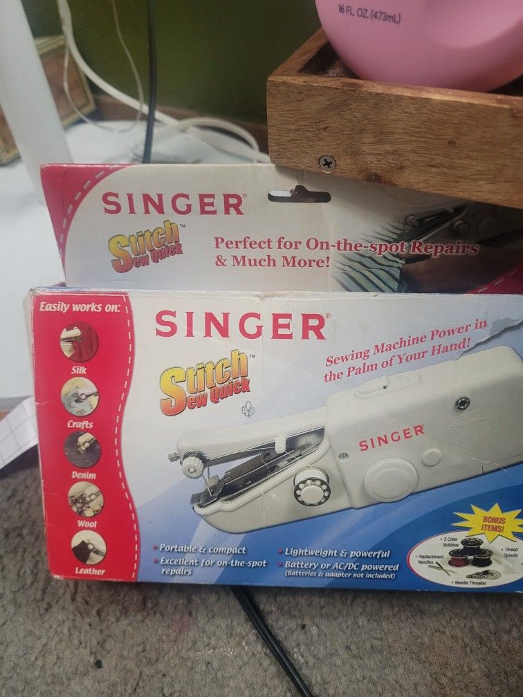 Mini Sewing Machine