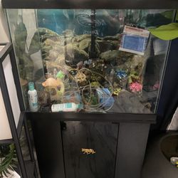 Fish tank 2 1/2 W 2 L