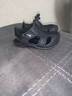 Toddler Nike Samdals 5c