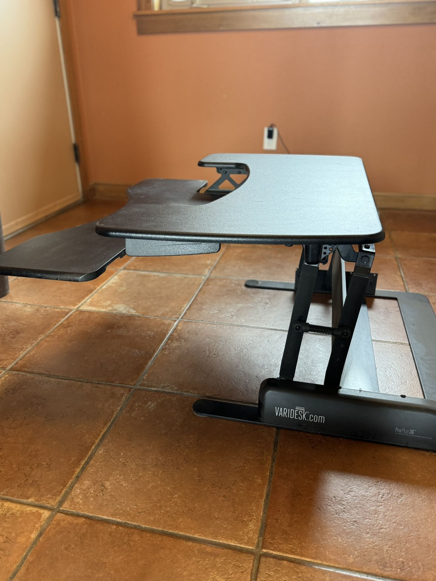 Manual Standing Desk Riser