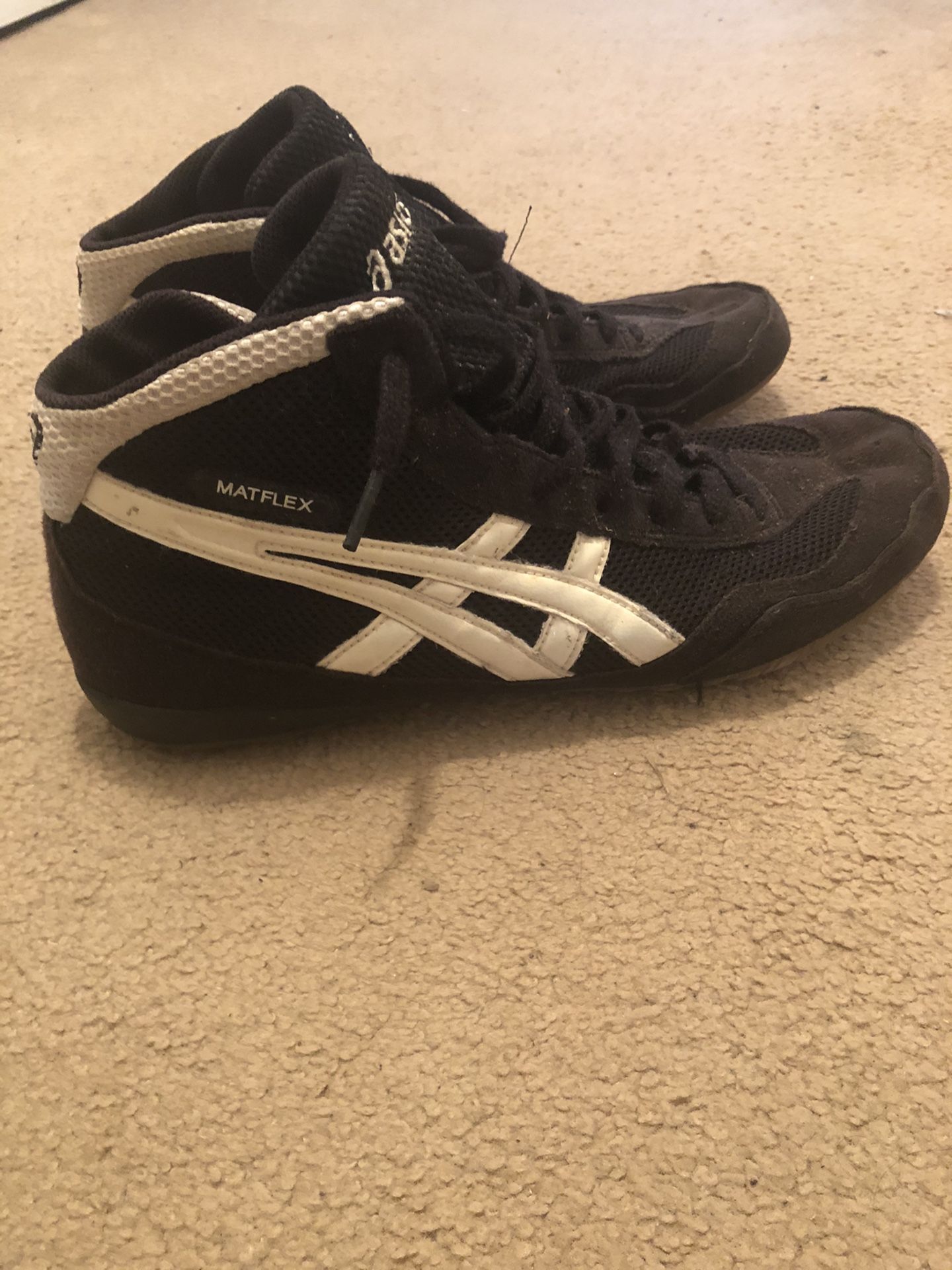 Wrestling shoes size 10
