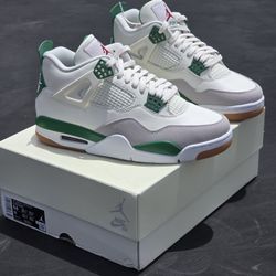 Nike Air Jordan 4 SB size 9.5