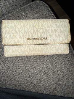 Michael Kors white wallet