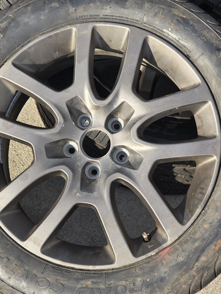 Good condition ninety five percent of life