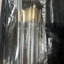 Mary Kay Travel Makeup Brush Set