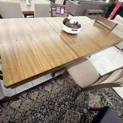 Dinning Table 