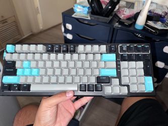 MageGee SKY98 (99-key mechanical keyboard)