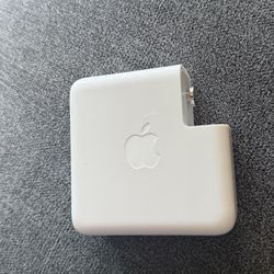 Apple USB C power adaptor base
