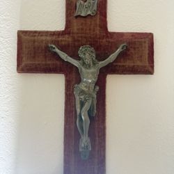 Antique or vintage Crucifix , must pick up Lakewood 98499