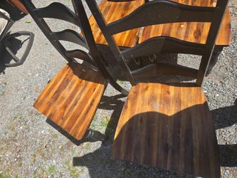4 wooded chairs