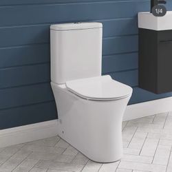 #4 Toilet in White Seat 